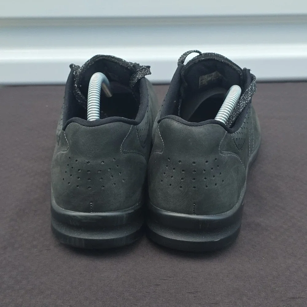 SAS Womens 11 M Sneaker Walk Easy Charcoal‎ Grey Nubuck Walking Shoes  Comfort